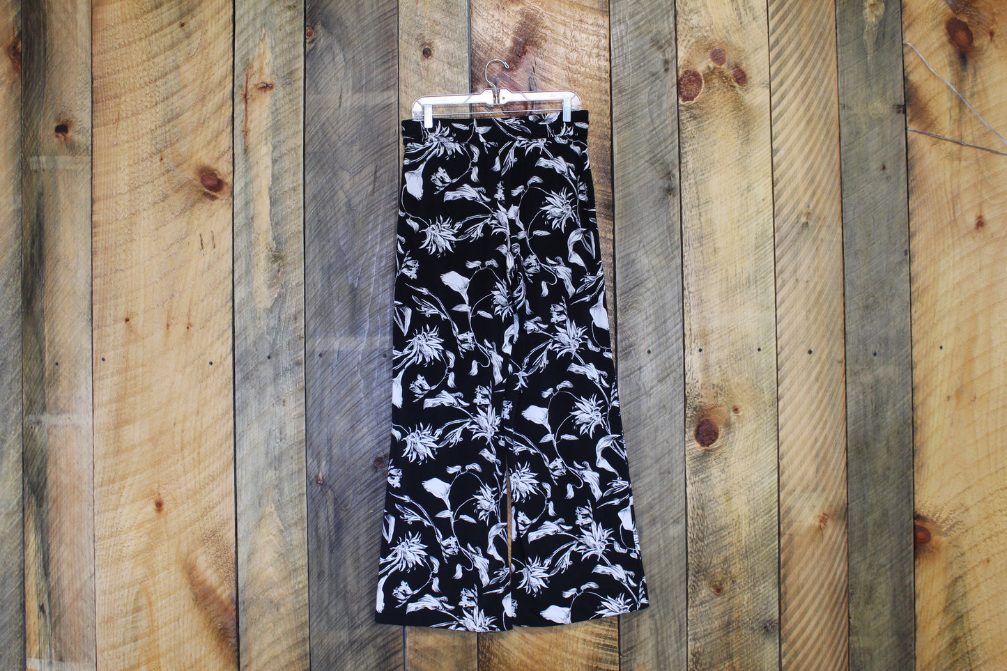 White House Black Market Pants